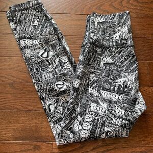 Lululemon Athletica Black and White Graphic Leggings
